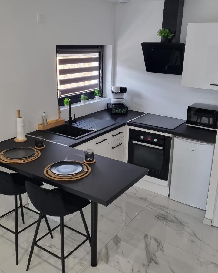 Loft Detente & Du Tram Ronchamp